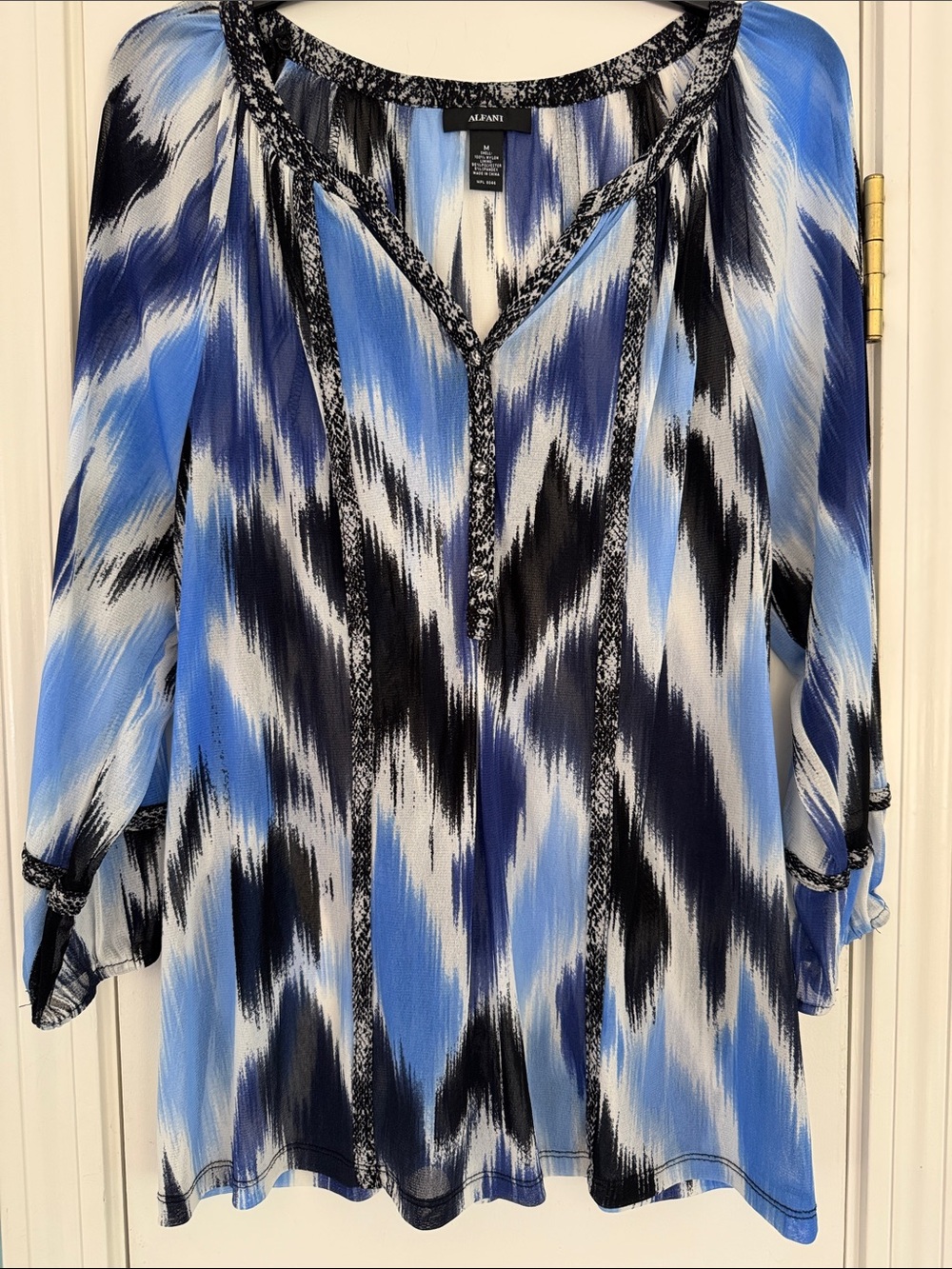 Alfani Blue and White Brushstroke Peasant Tunic